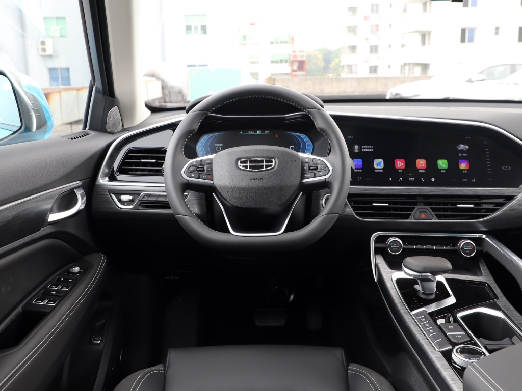 「SUV」吉利新豪华SUV上市，对标本田荣放，配2.0T加8AT，17万