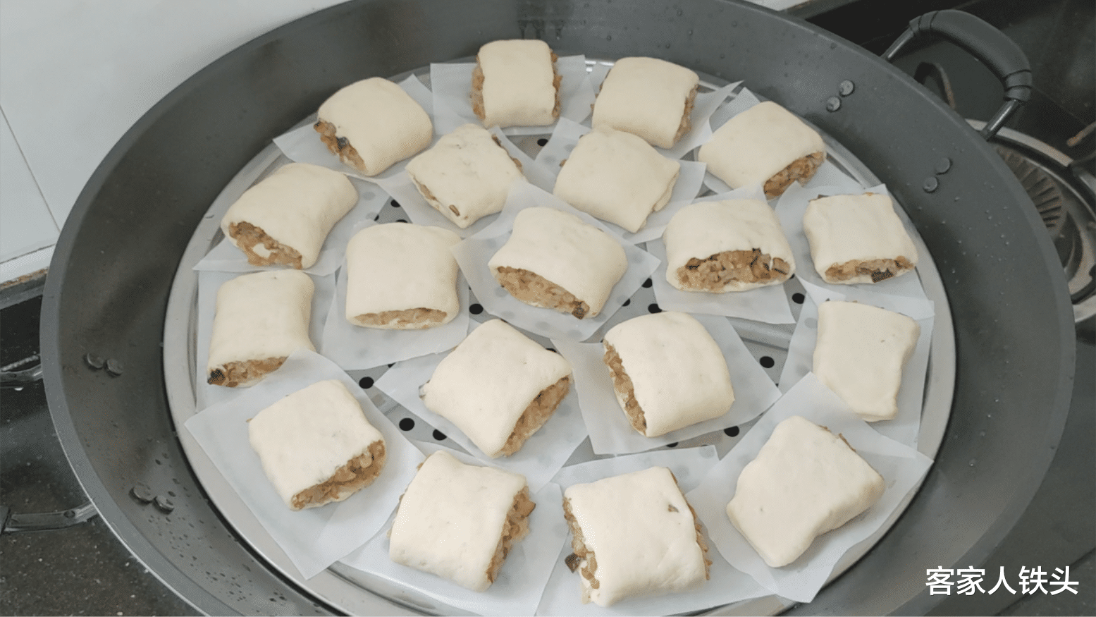 虾米|暑假早餐吃什么好?教你一锅客家传统味道,孩子连吃3块还不够