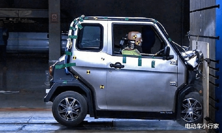 電動(dòng)車小行家 飽受爭(zhēng)議的老年代步車，北京將進(jìn)行全面封禁，網(wǎng)友：民心所向呀