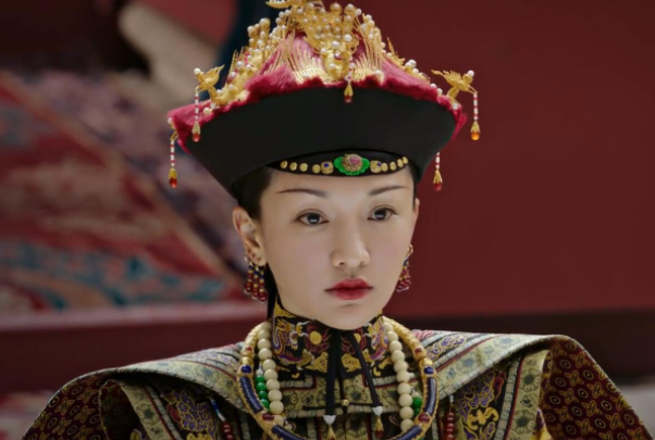 『如懿传』如懿传：如懿知道先皇后一个秘密，为了自己的利益，竟选择隐瞒？