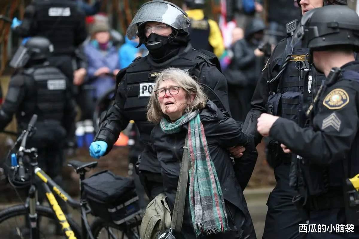 特朗普■完了，全完了！美军彻底“造反”，白宫做出重大决定，特朗普：逆我者亡