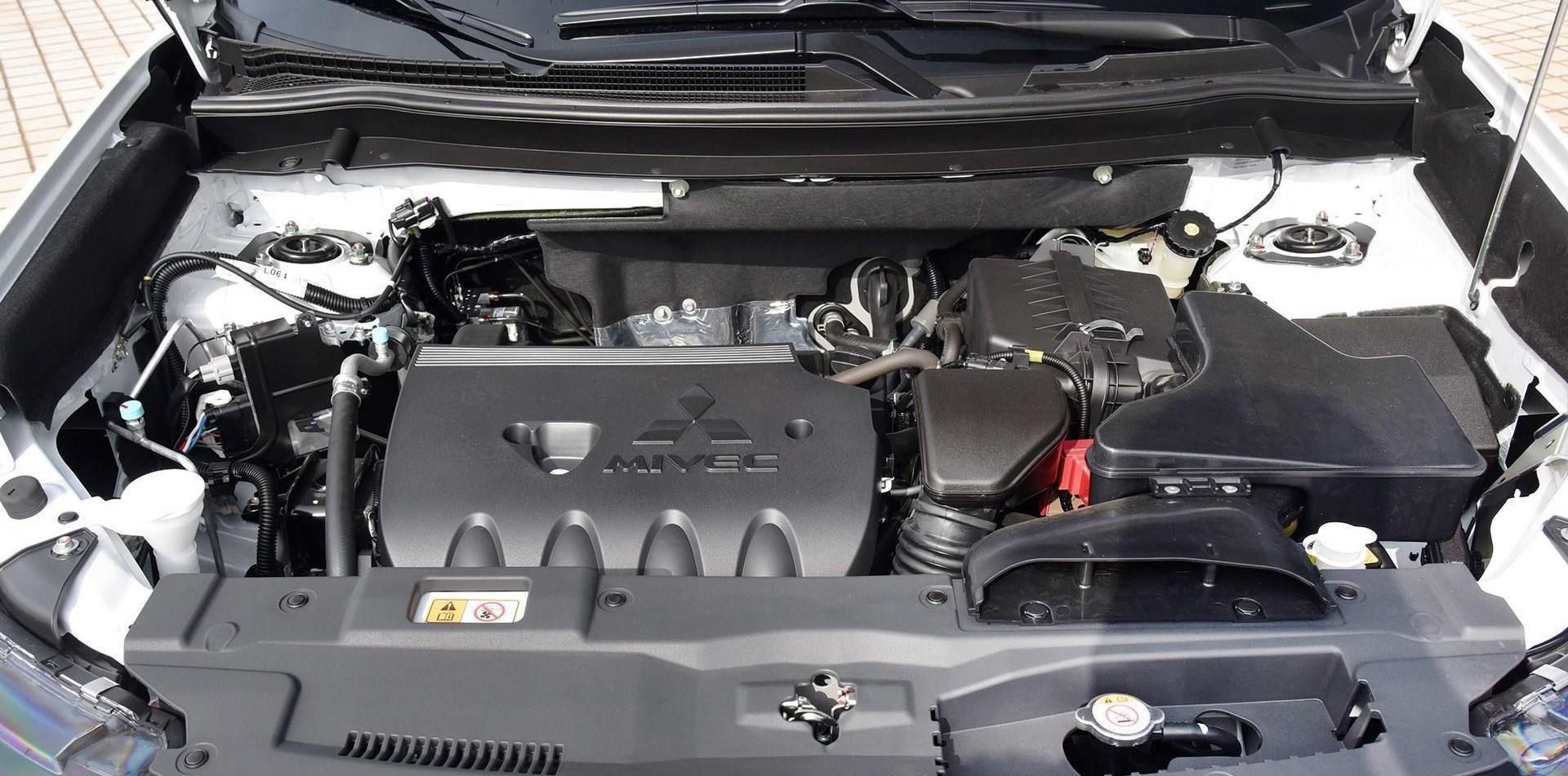 三菱欧蓝德|有点可惜的合资SUV，车耐用，四驱强，17万就有7座，卖不出好销量