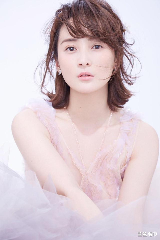 蒋勤勤|曾3次被琼瑶选中,被誉为国民古装第一美人,43岁为老公生二胎
