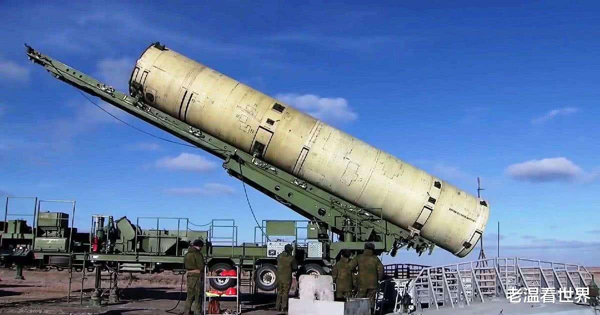 「日本」终于认清现实！美国承认核航母最怕这两国，没有中国和伊朗