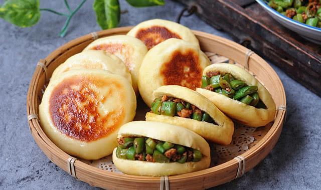 食材@它是儿子最爱的早餐，不放一滴水，柔软又蓬松，空口就能吃5个！