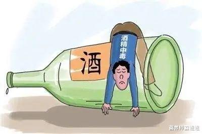「肝脏」肝不好的人，脚底会出现4个迹象，占1个，也要去查查肝