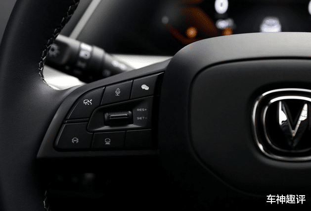 富二代▲长安引力SUV谍照，设计有科幻感，L3级自动驾驶，1.5T发动机