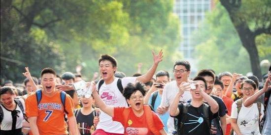 @深度分析“高考”延期:打击大,效果差,学不进!这届学生太难了