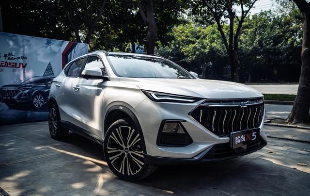 长安汽车|长安又一颜值担当!帅气配置高,搭1.5T蓝鲸动力,不足7万起