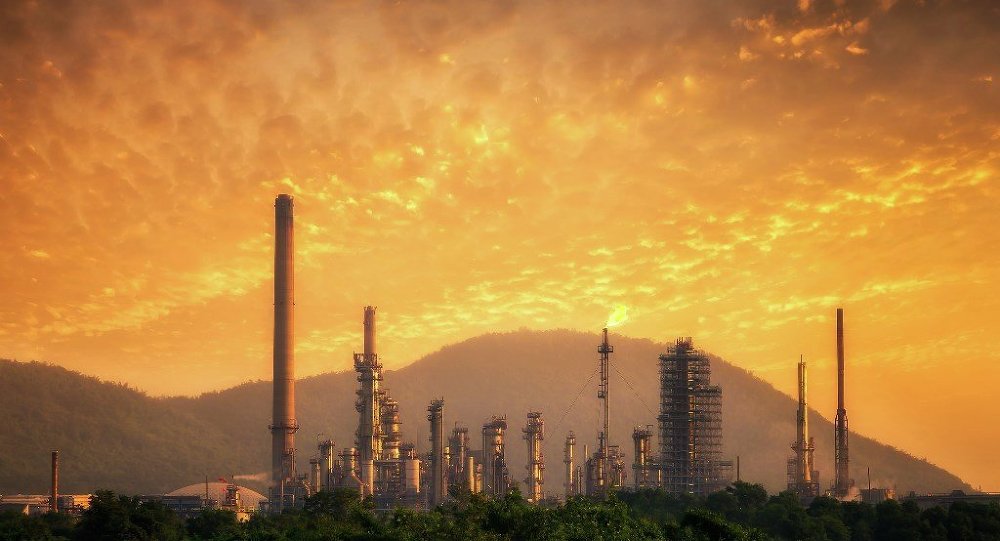 原油|伊朗原油存中国后，中国发现亿吨级“稀土”油田，美国或嗅到能源危机