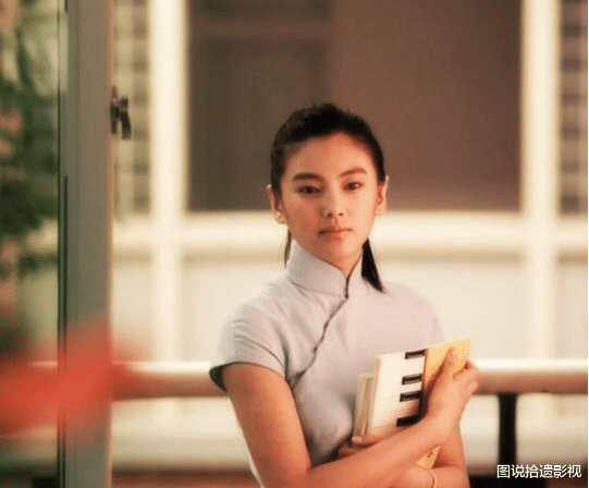 江疏影▲10位演老师的演员，你最想去哪个班。网友：坚决不去5班