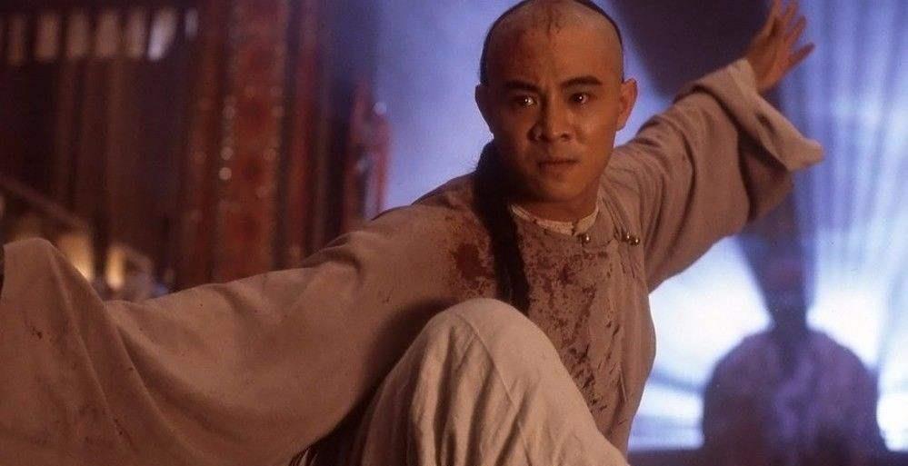 『李连杰』经纪人蔡子明被枪杀，李连杰知道凶手是谁，为何却只字不语？