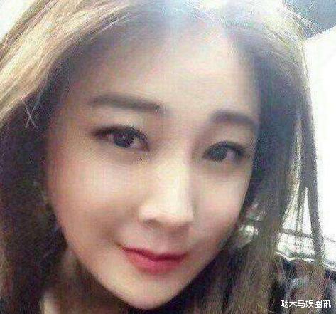 贾玲|从“倒尿女孩”到当红笑星，一哭成名的贾玲，今被曝是姜昆私生女