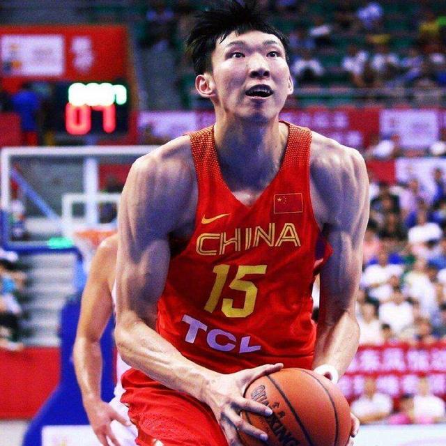 「周琦」恭喜周琦!92天恶补体重34斤!目标217cm240斤亚洲第一中锋