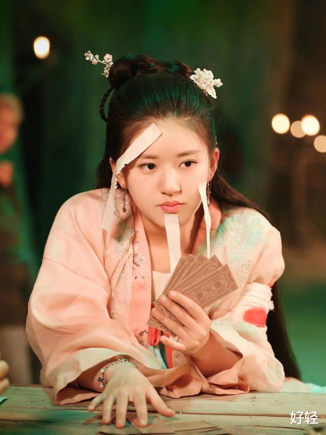 赵露思|赵露思，79斤还在继续瘦，减肥秘诀曝光，3种食物，越吃越瘦