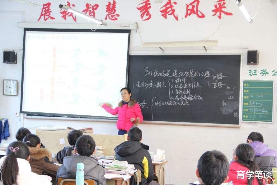 师范院校：过了这个“特殊”季节，有家长拼命让孩子高考报师范，分数线上涨吗？