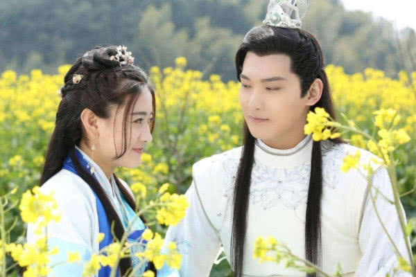 TVB@“先结婚,后恋爱”4部网剧,《双世宠妃》垫底,第一熬夜也要追