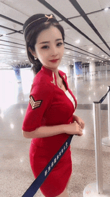 |“在河水中捞出来的，不是蝌蚪，有谁知道它是什么？”哈哈哈