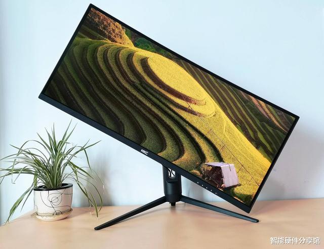 |HKC C299Q显示器上手体验，90% DCI-P3宽色域，沉浸感更强