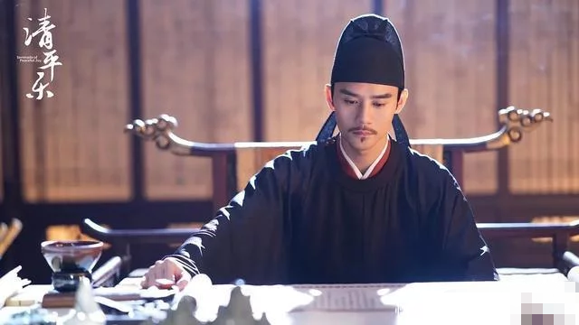 『迪丽热巴』肖战《余生》接档清平乐，却遇上迪丽热巴新剧？网友：杨迪的较量