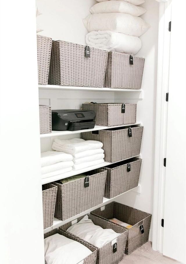 |1㎡左右的地方装个杂物间，杂物统统放进去，家里超干净！