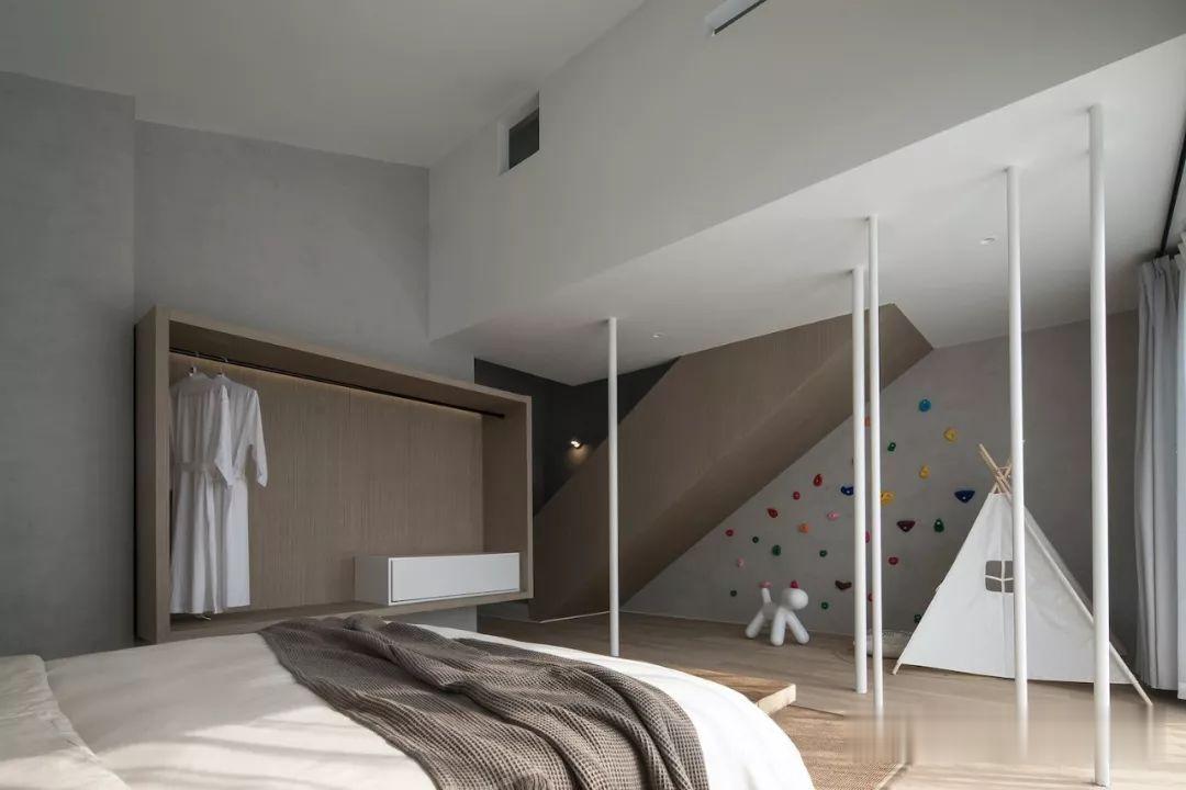 走，去Tiffany喝下午茶