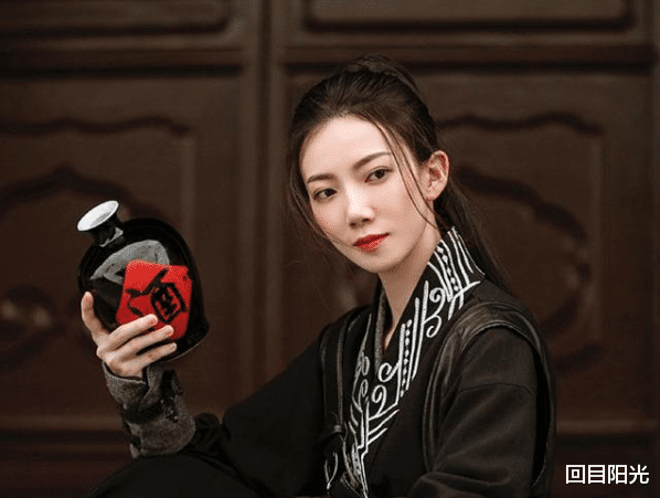 结婚|西安不倒翁姐官宣结婚，曾以一己之力“带火西安”，却为何不被看好？