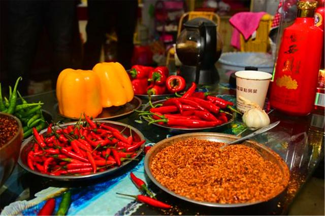 #河南#“中国辣王”李永志,不听医生劝,一天5斤辣椒配白酒,现状如何