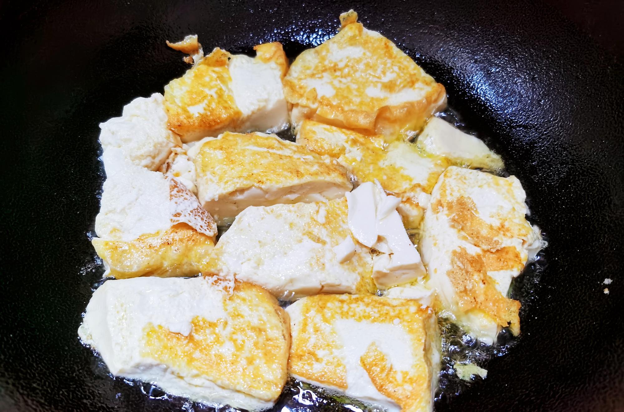 米饭▲宁可不吃肉,女儿也要常吃它,直呼太鲜了,就着米饭连吃两大碗