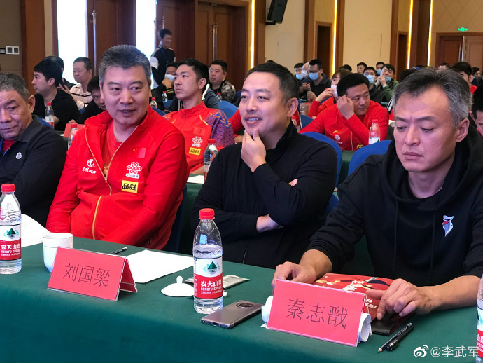 C罗|国乒4位主帅票选结果出炉，刘诗雯教练管国青 马龙好兄弟执掌国少