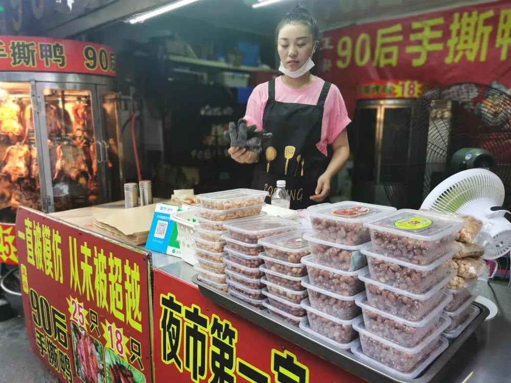 浦东发布|浦东这个远离市中心的夜市，是怎么吸引到周末近4万人流的？