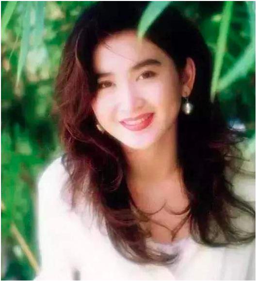 「左小青」娱乐圈女人味十足的女星,左小青知性,而温碧霞的风情你学不会!