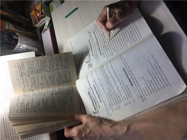 彭于晏|84岁健步如飞的“钟南山”：你有多自律，活得有多爽