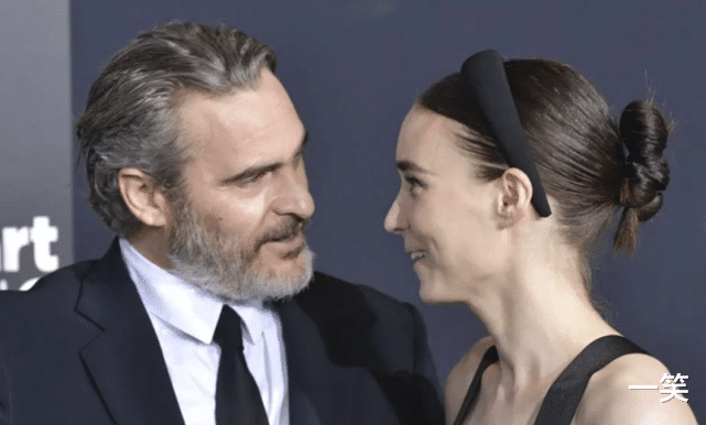 菲尼克斯|《小丑》华金菲尼克斯当爸，与未婚妻鲁妮玛拉迎来第一个儿子