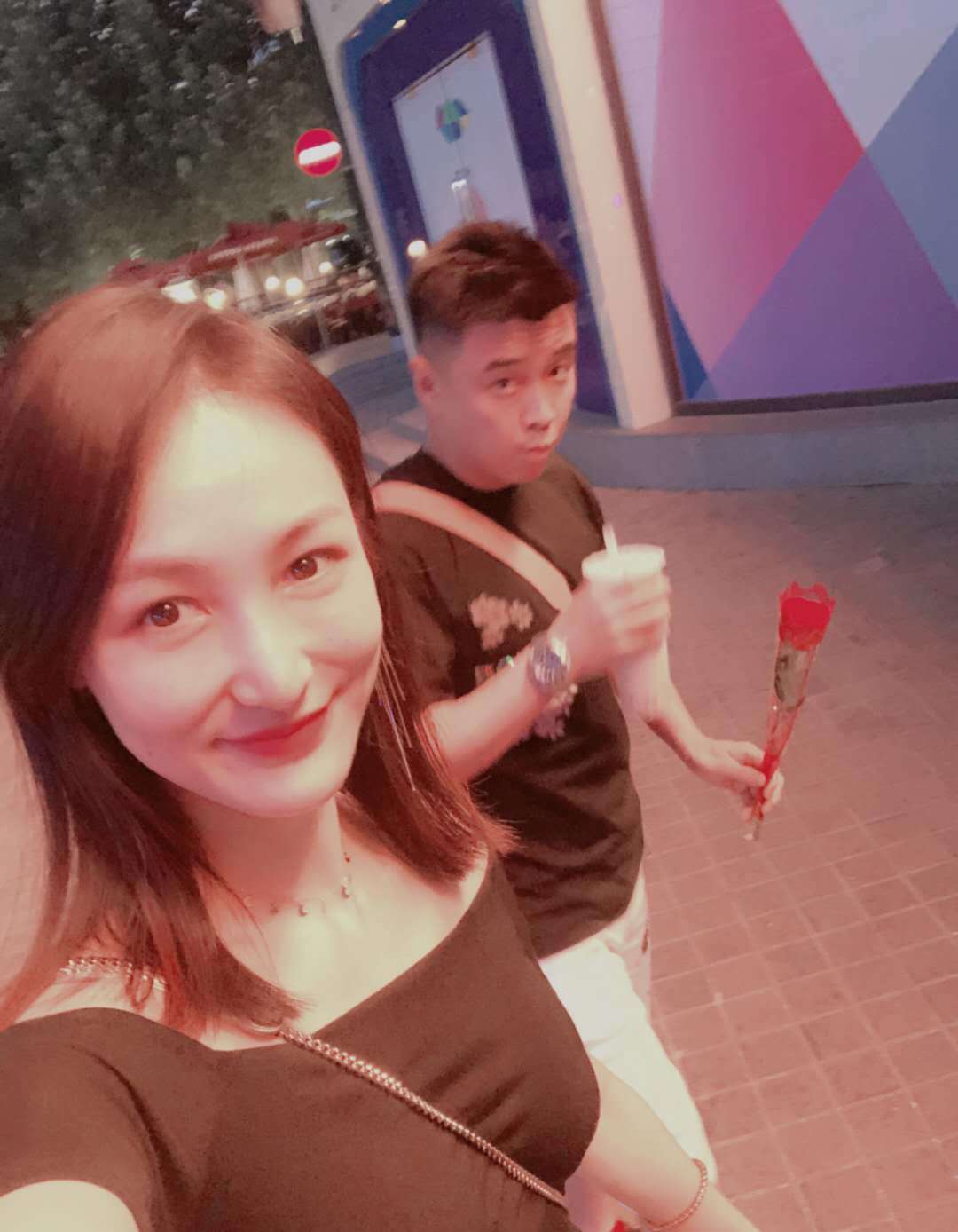 王皓|她是国乒太太团中最美的，嫁给国乒最帅队员，因穿着大胆被人熟知