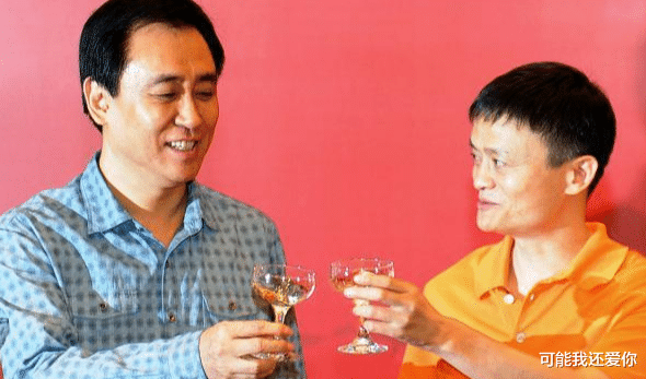 『李嘉诚』两首富相继“打脸”!在英美亏损千百亿后,开始重回中国“活跃”