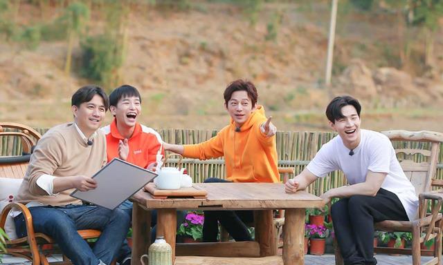 综艺节目|《向往的生活5》要来了，海报透露人物，地点真的是马尔代夫？