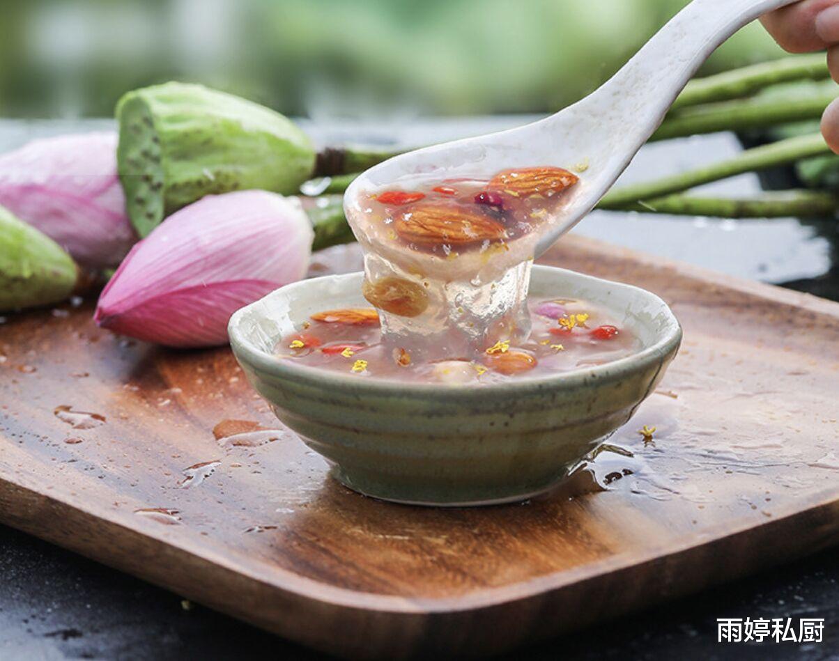 全麦面包|女人年过40，再怎么节俭，建议这5种食物要多吃，美味可口营养多