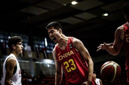 中国男篮@男篮历史最佳阵容!中锋位置无悬念,这套阵容或能进世界前4!