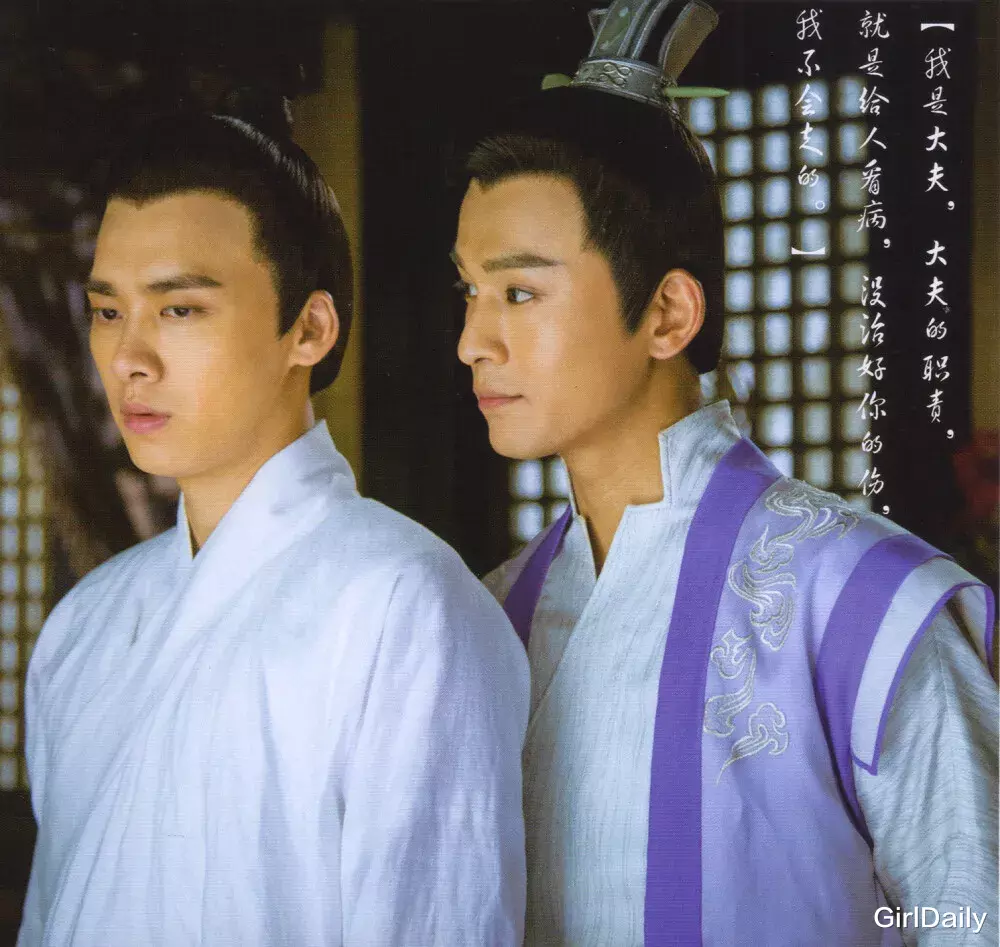 「钟汉良」钟汉良和小16岁谭松韵“官宣恋情”，我却想起当年的绝世白月光……