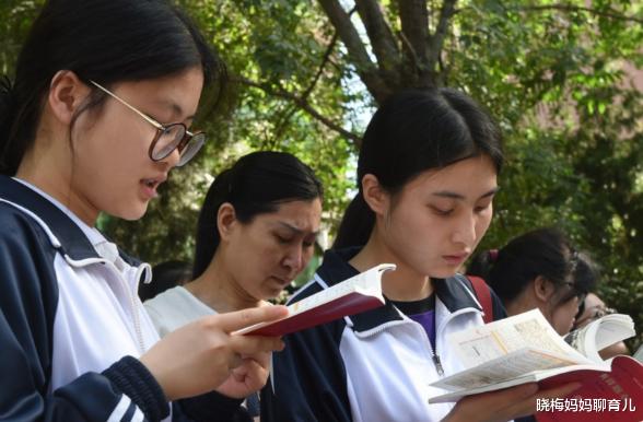 大学|4所“名震全国”的高中,学生能考进去,相当于一只脚迈进大学