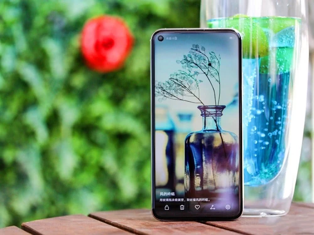 软件▲华为反击苹果，从3499跌到2289，256GB＋四摄！