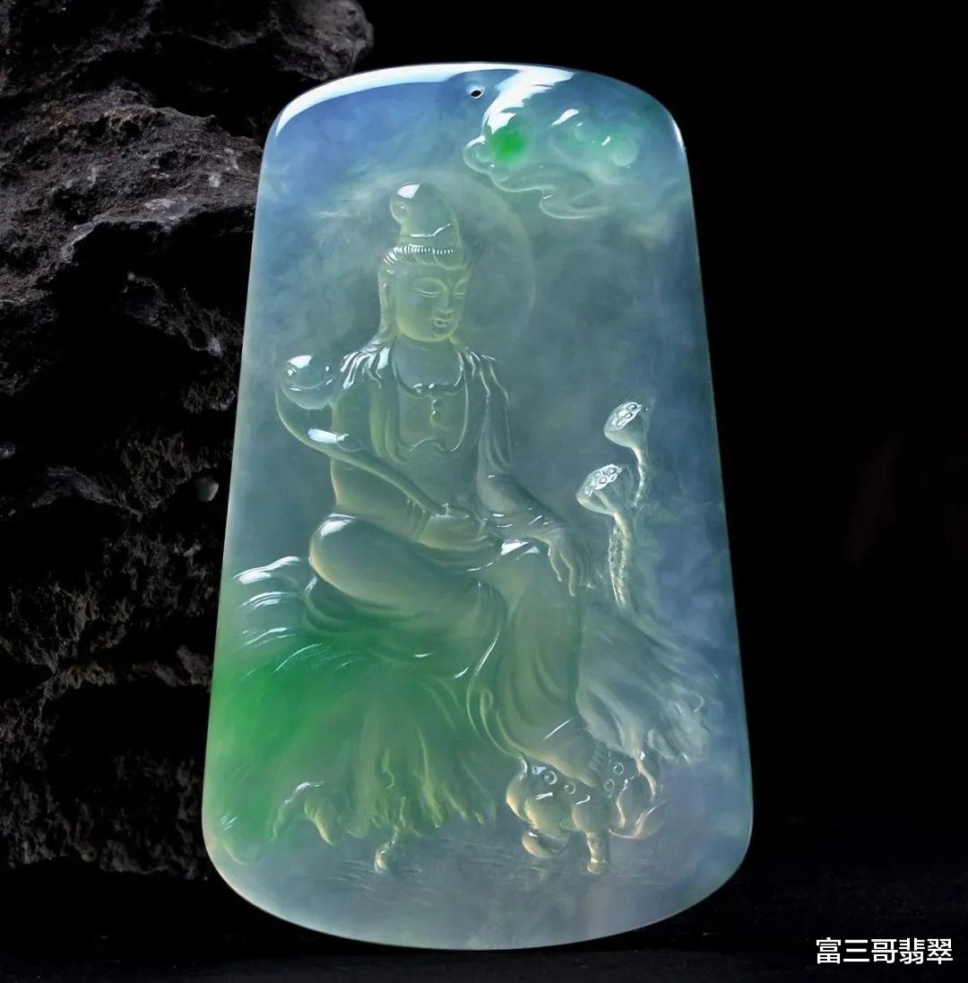 翡翠|翡翠观音都是赤脚，眼睛也是闭着的，你知道为什么吗？