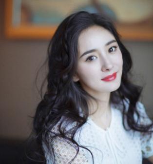 杨幂|当年，大骂演员，怒扇杨幂耳光的导演，如今怎样了？