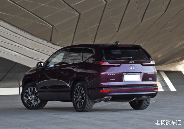 #本田CRV#本田迎来“新战将”！又被国人捧红，每公里2毛7，满油续航1081KM