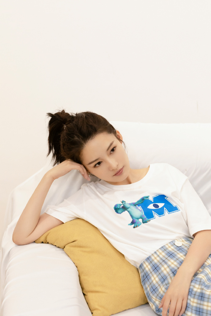 李沁|静静的欣赏，美美的你，李沁