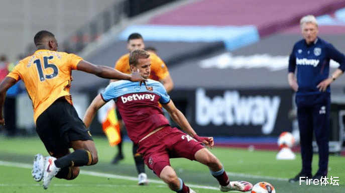 英超：疯狂2-0！英超头号黑马踢疯了，11分钟狂轰两球，曼联隔空遭重创