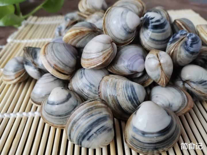 #蛤蜊#洗蛤蜊时，只放盐是大错特错！多加这3样，蛤蜊疯狂吐沙，拦不住