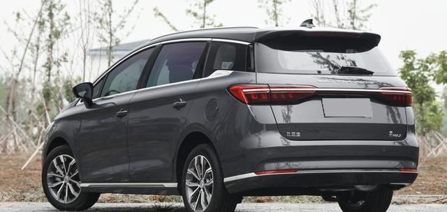 新能源汽车|宝骏360和6座版宋MAX，性价比差距实在太大