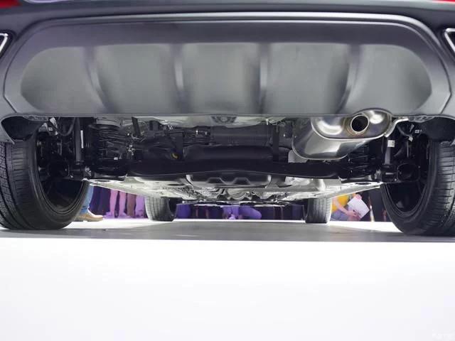 『长安汽车』长安又一款suv即将上市，车长4米5，配蓝鲸动力，售价8万起